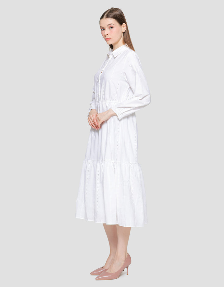 Suko Eyelet Gaun Lengan Panjang Wanita