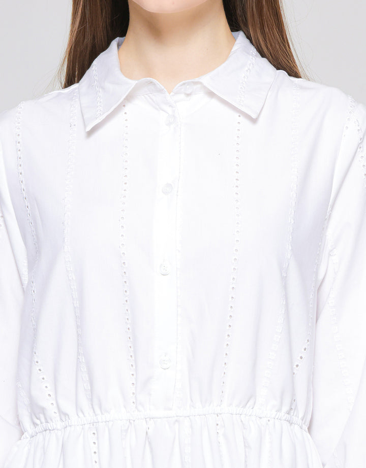 Suko Eyelet Gaun Lengan Panjang Wanita