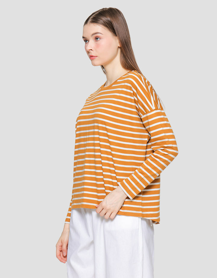 Suko Stripe Print Kaos Casual Wanita