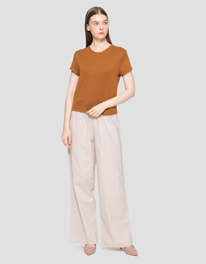 Suko Crop Round Kaos Casual Wanita