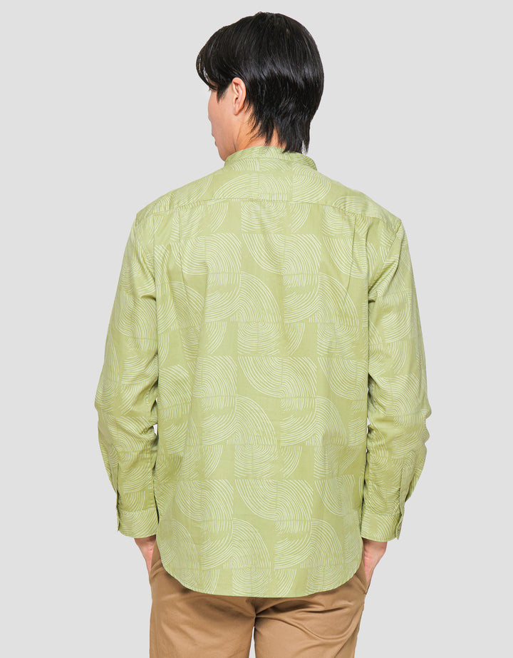 Suko Mandarin Collar Printed Kemeja Lengan Panjang Pria