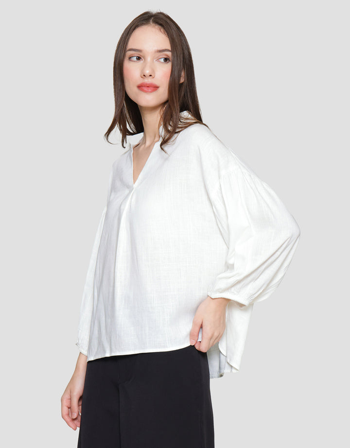 St. Yves Notch Collar Linen Relaxed Blouse Wanita