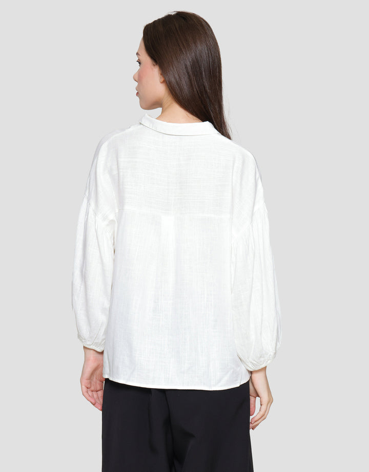 St. Yves Notch Collar Linen Relaxed Blouse Wanita