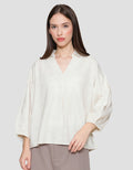 St. Yves Notch Collar Linen Relaxed Blouse Wanita