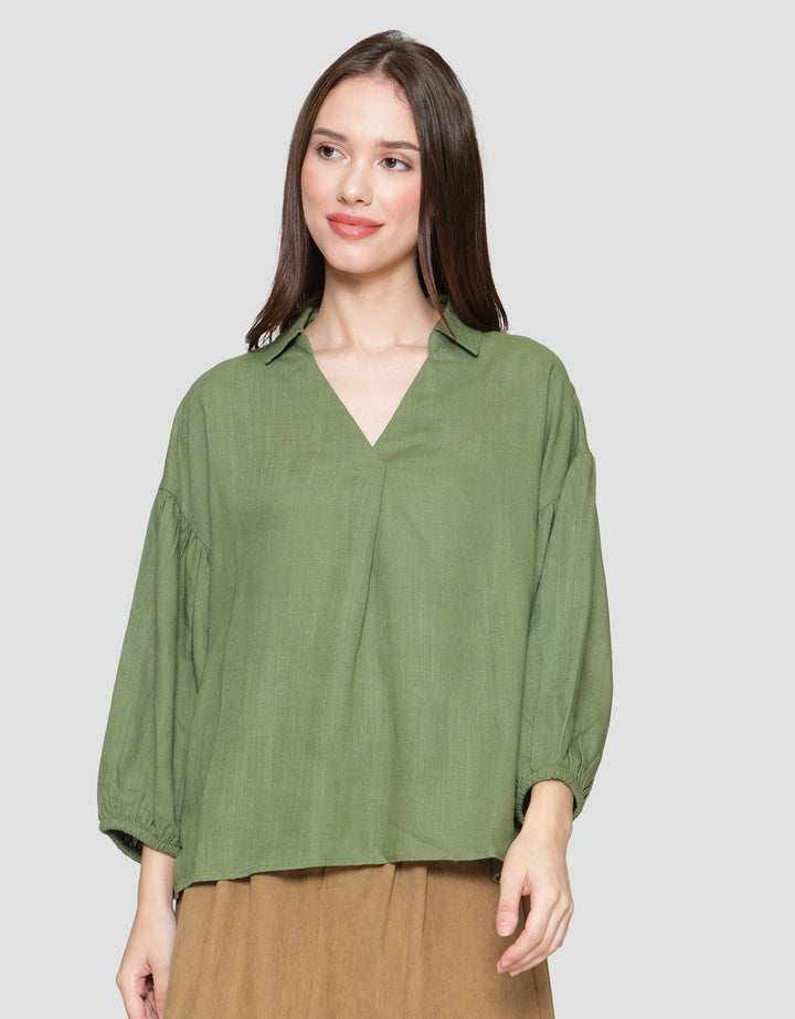 St. Yves Notch Collar Linen Relaxed Blouse for Women