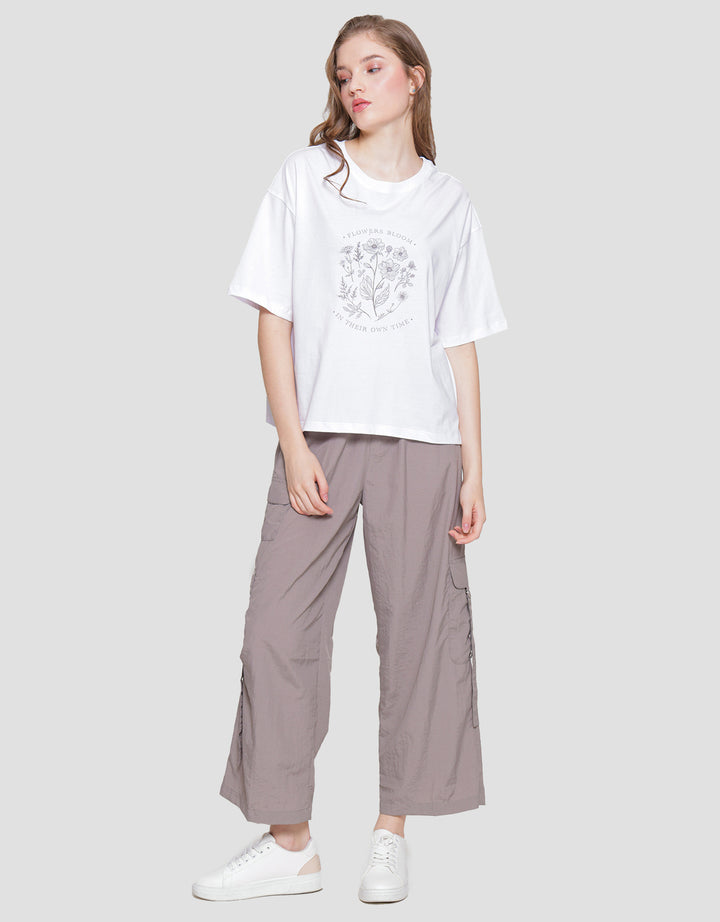 St. Yves Printed Boxy Enzymed Kaos Lengan Pendek Wanita