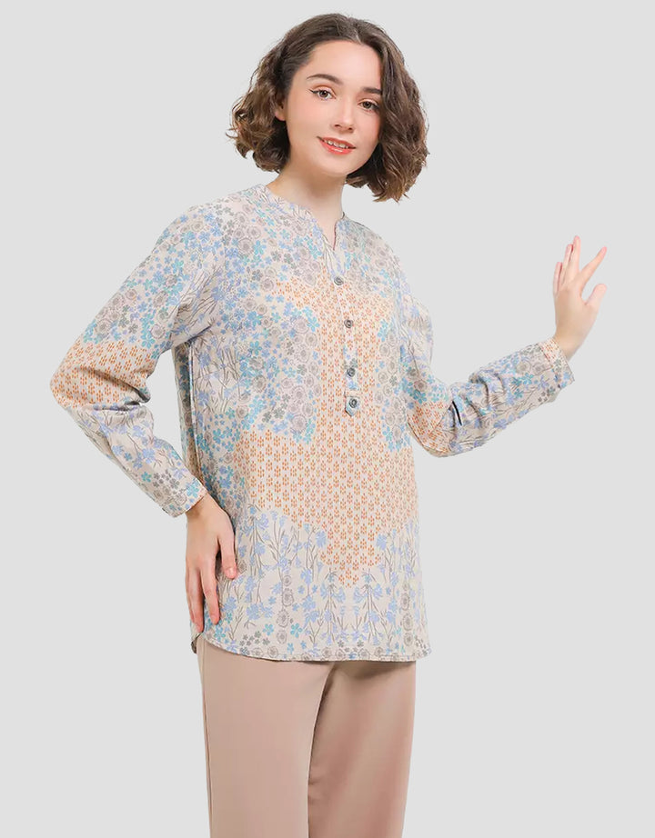 Expand Vina Blouse Motif Floral Wanita
