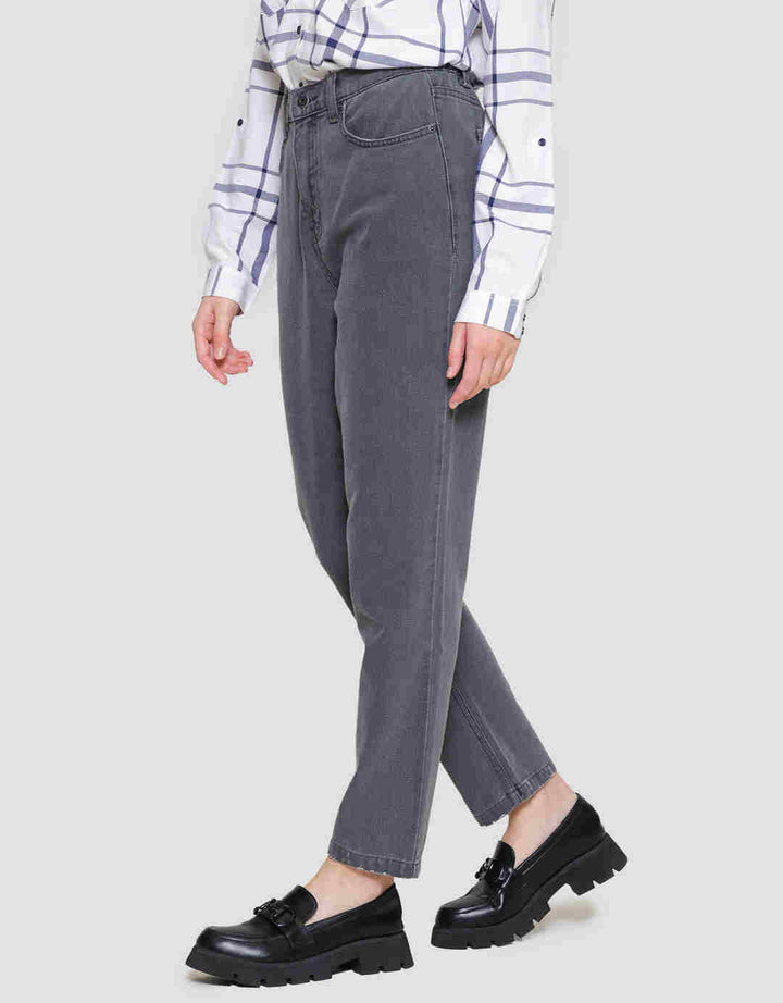 Nevada Denim Mom Fit Women's Pants