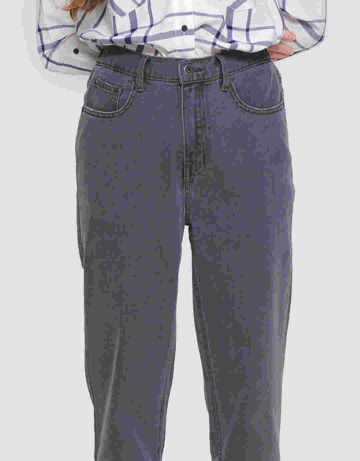 Nevada Denim Mom Fit Women's Pants