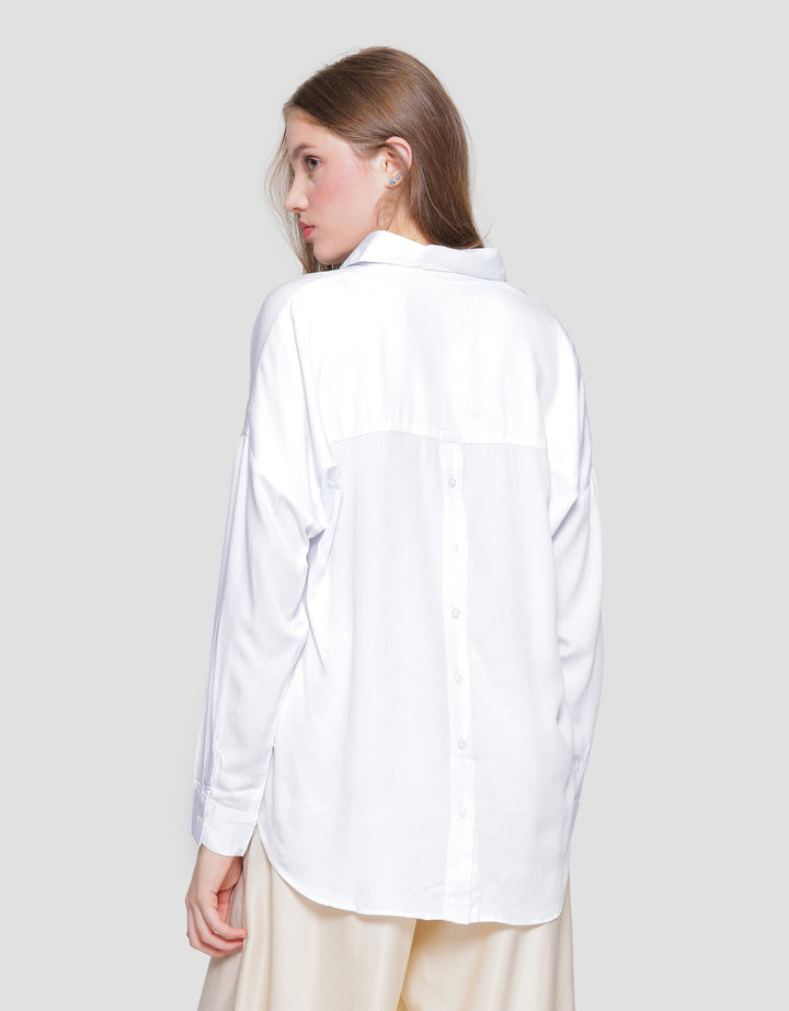 Connexion Rayon Button Back Kemeja Wanita