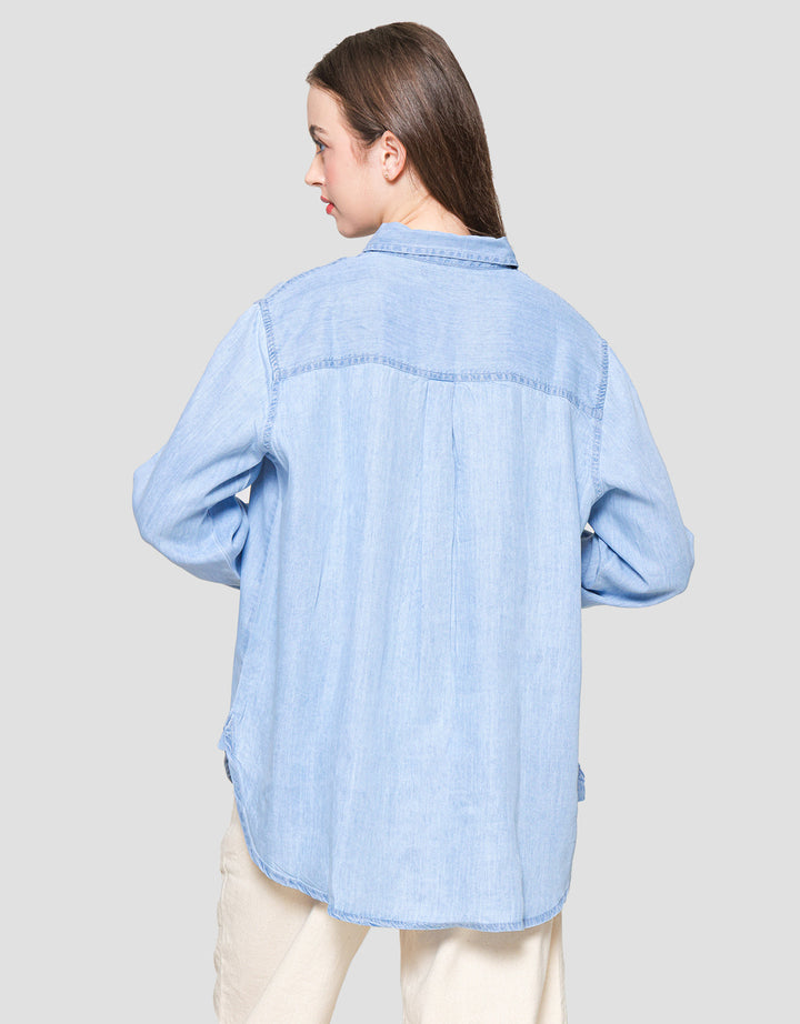 Connexion Straight Denim Kemeja Lengan Panjang Wanita