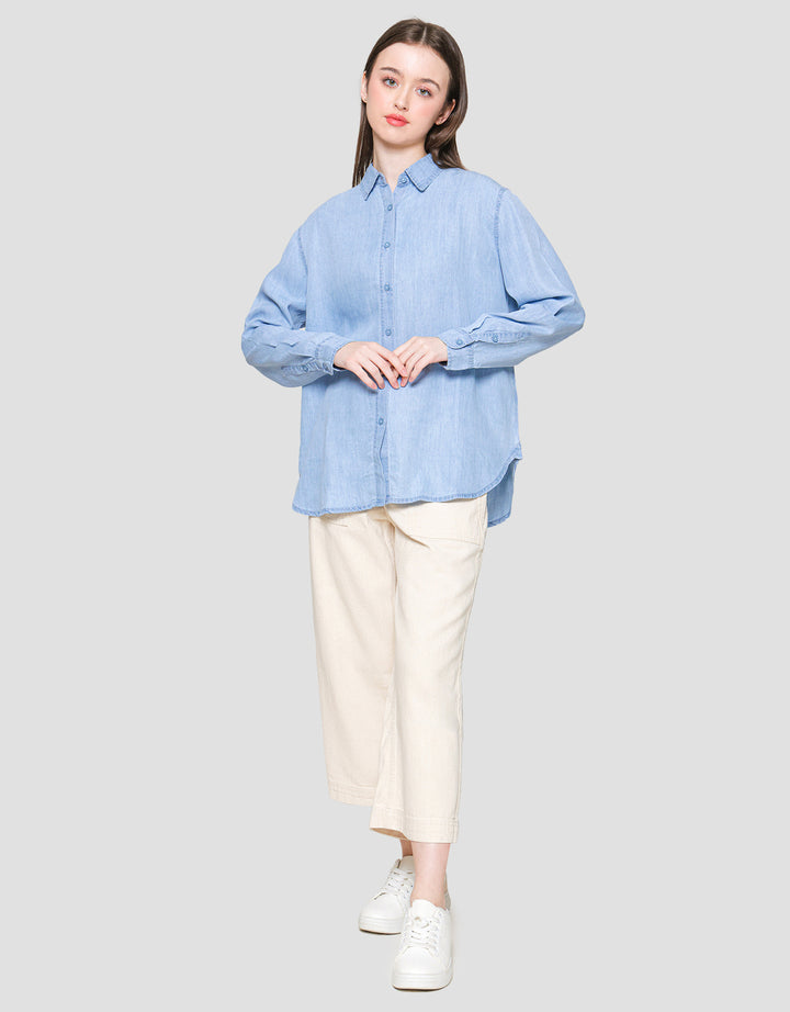 Connexion Straight Denim Kemeja Lengan Panjang Wanita