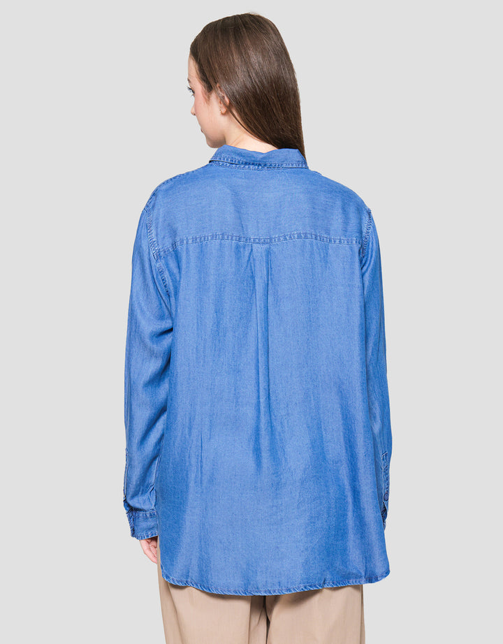 Connexion Straight Denim Kemeja Lengan Panjang Wanita
