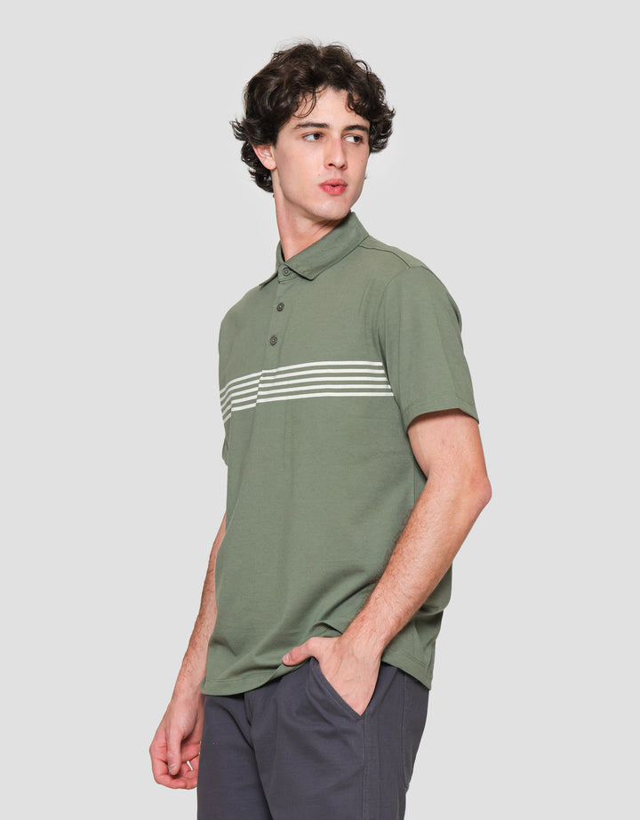Cole Line Chest Stripe Kaus Kerah Pria