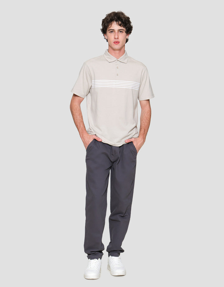 Cole Line Chest Stripe Kaus Kerah Pria