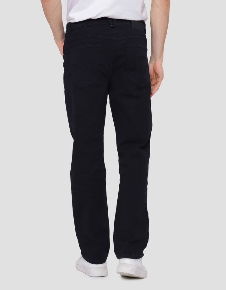 Cole Basic Solid Celana Denim Panjang Pria