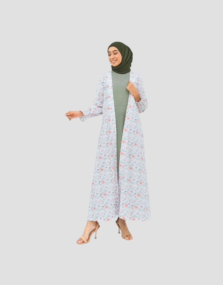 Geela Vahira Modest Desain Gaun untuk Wanita