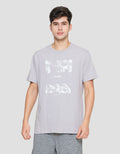 Cole Cloudy Graphic Print Kaos Pria