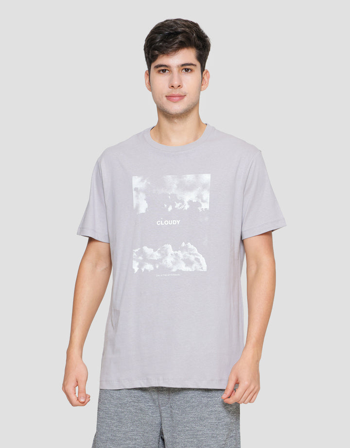 Cole Cloudy Graphic Print Kaos Pria