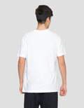 Cole Monochrome Mountain Kaos Pria