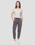 Nevada Kindness Kaos Crop Wanita
