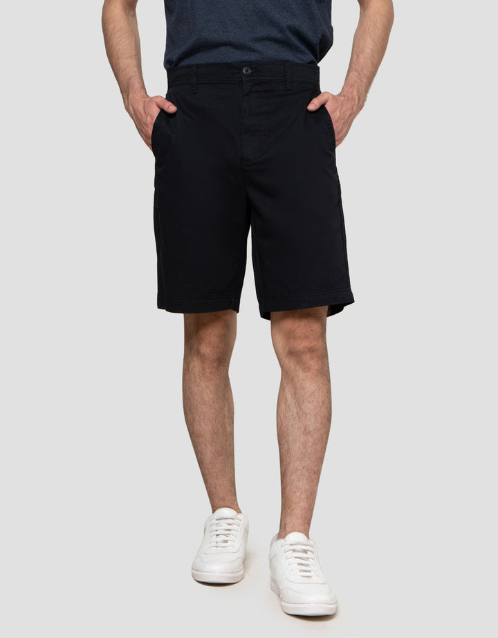 Cole Woven Celana Pendek Pria