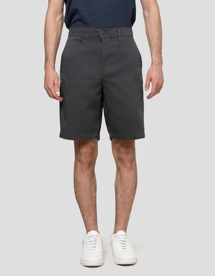 Cole Woven Celana Pendek Pria