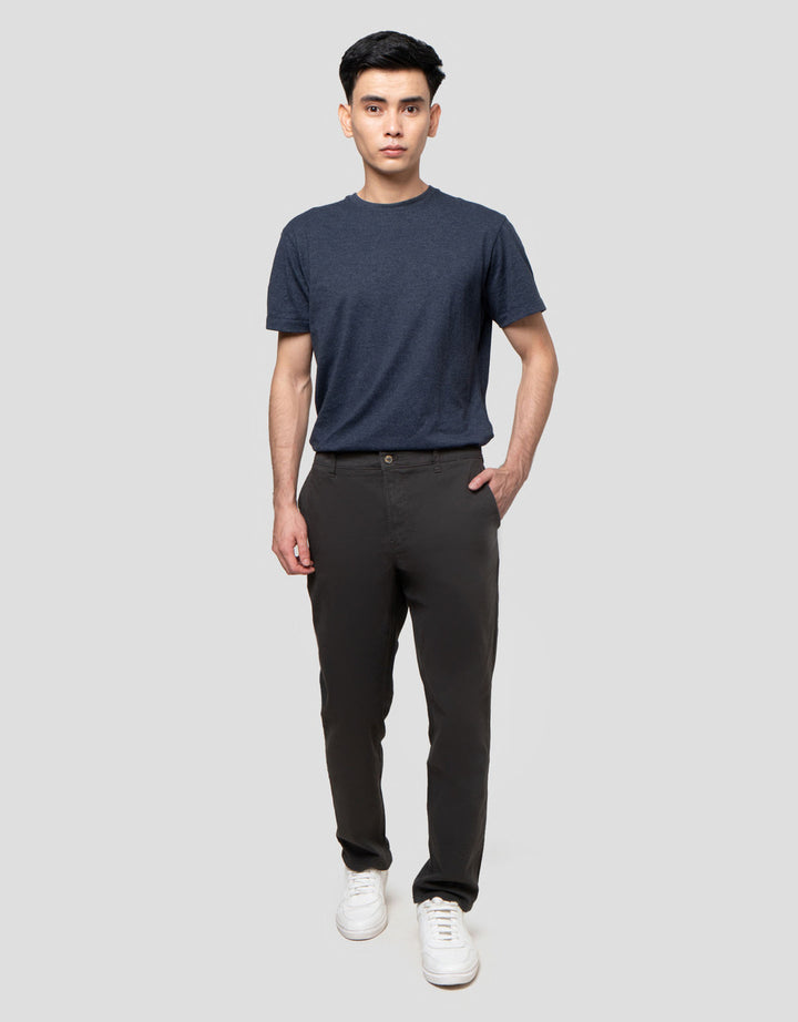 Cole Slim Celana Panjang Chinos Pria