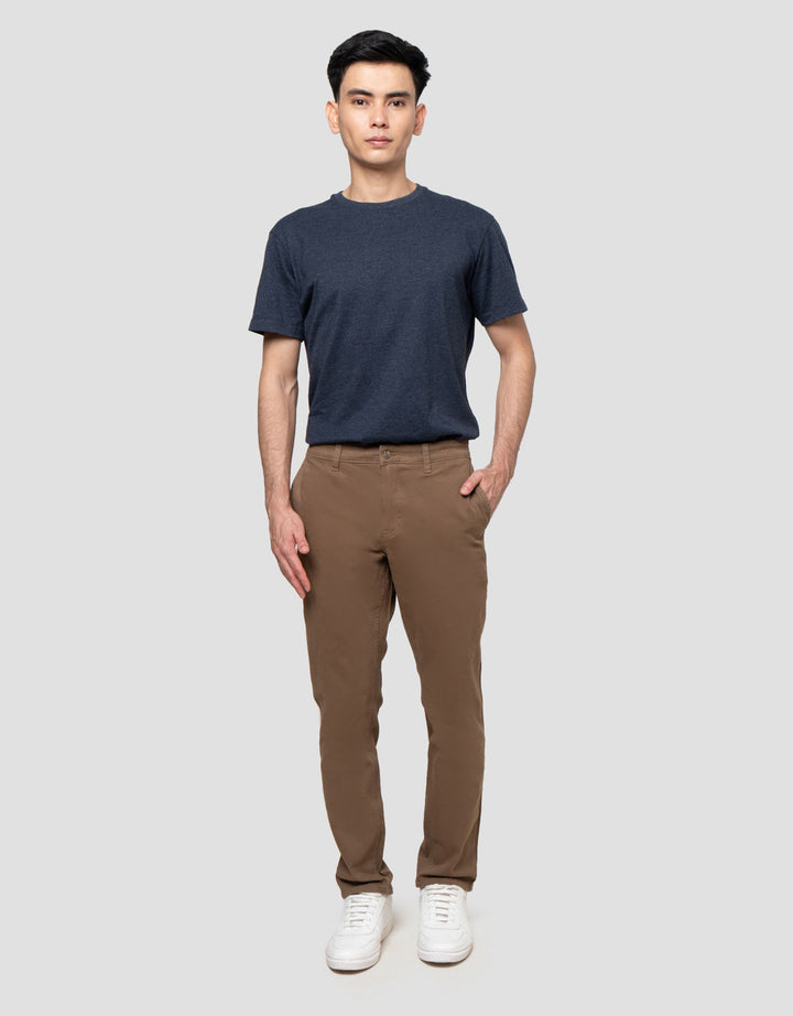 Cole Slim Celana Panjang Chinos Pria