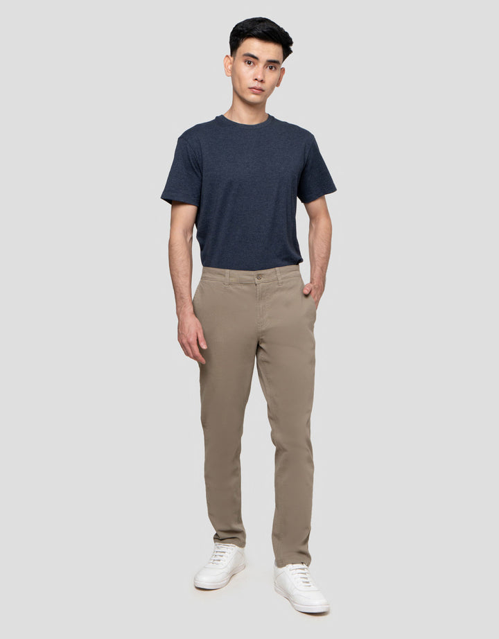 Cole Slim Celana Panjang Chinos Pria