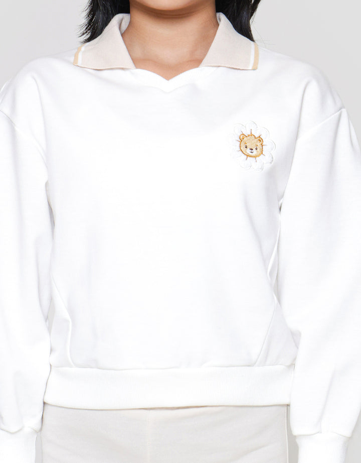 Nevada Kerah Bear Flower Sweater Anak Perempuan