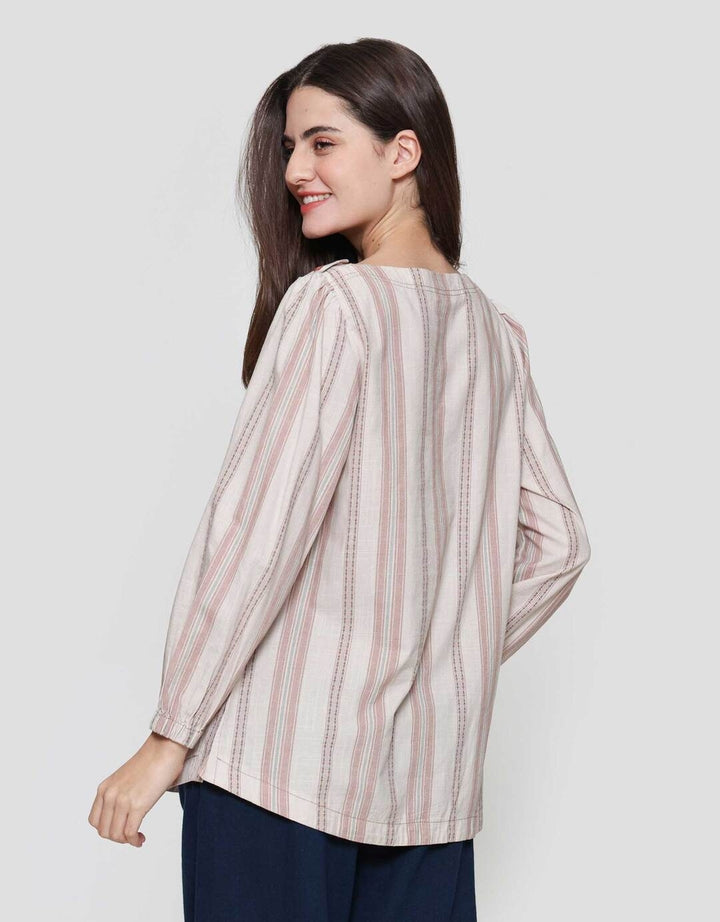 Expand Zarela Blouse Wanita