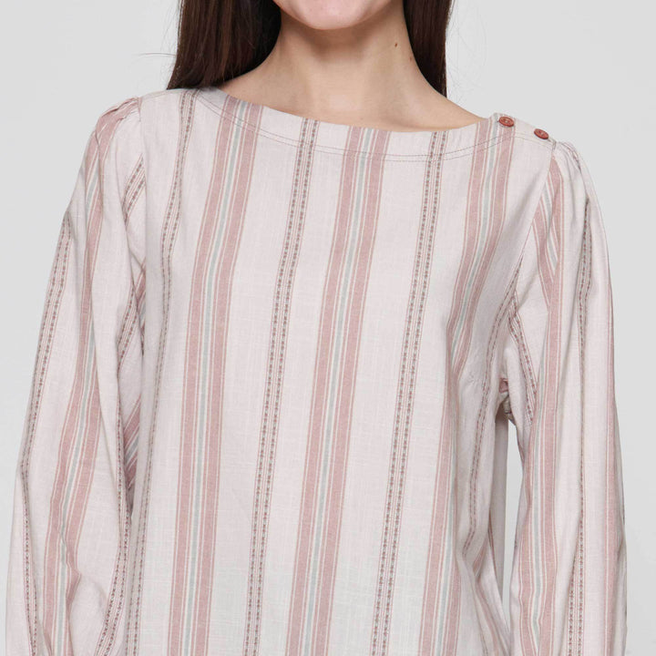 Expand Zarela Blouse Wanita