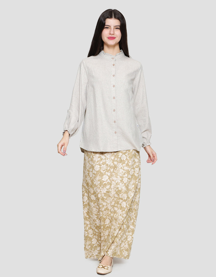 Expand Erena Blouse Wanita