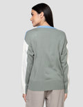 Cardinal Girl Double Pocket Sweater Wanita