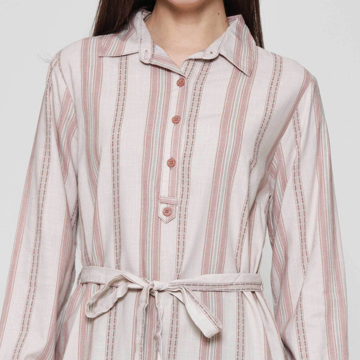 Expand Calina Blouse Wanita