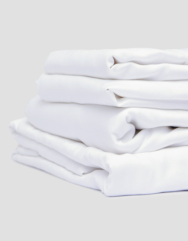 Suko Fitted Bedsheet Microsilk Full Kantong Kain Salur 160 x 200 x 40 cm