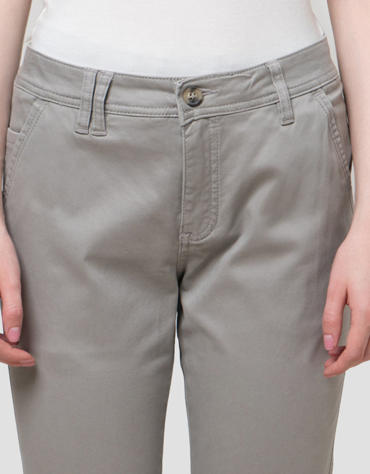 Cardinal Girl Celana Chinos Wanita