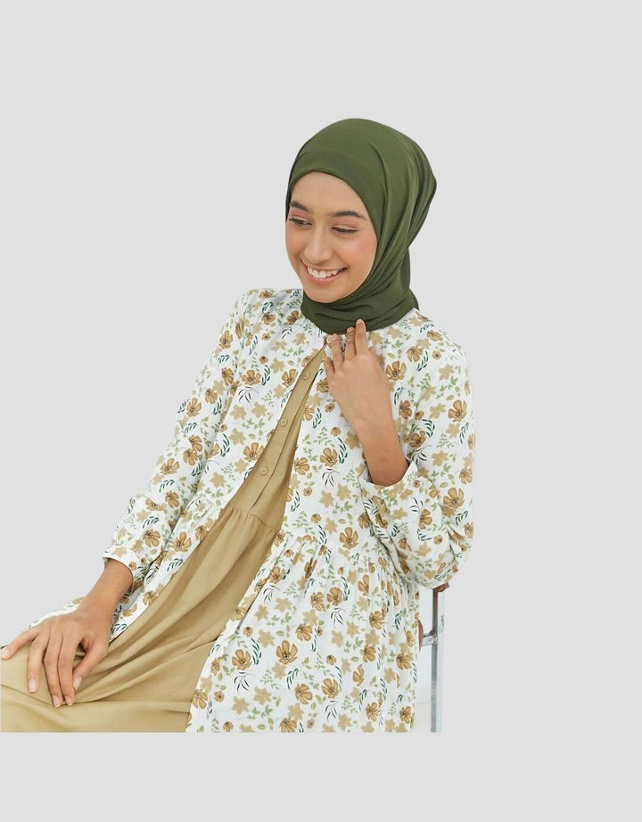 Geela Vahira Modest Desain Gaun untuk Wanita