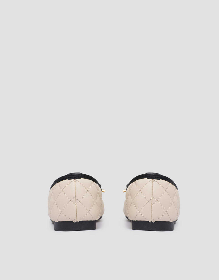 Nevada Sepatu Flat Wanita