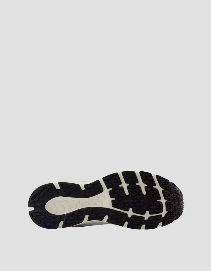 New Balance Sepatu Sneakers Wanita