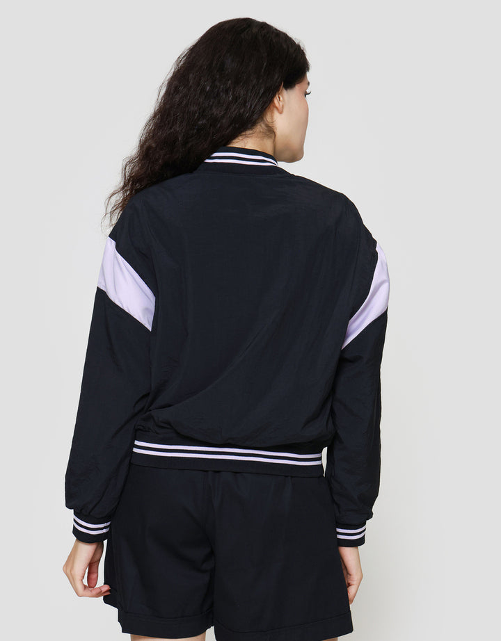 Nevada Woven Zipper Varsity Sanrio Kuromi Jaket Wanita