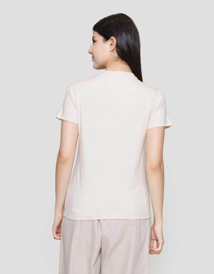 Suko Round Neck Kaos Wanita