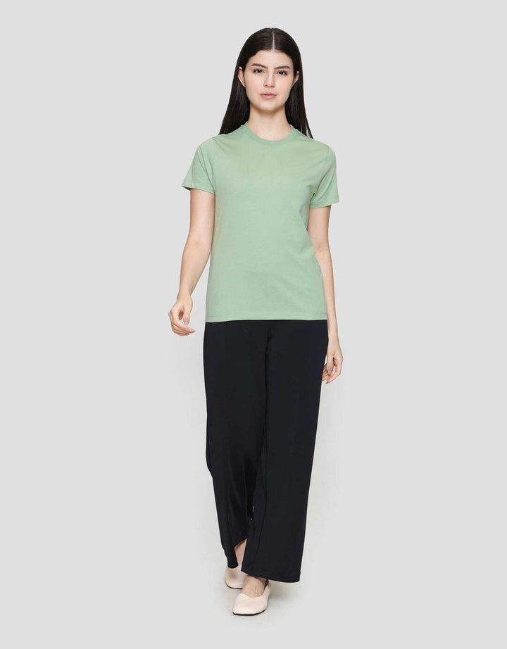 Suko Round Neck Kaos Wanita