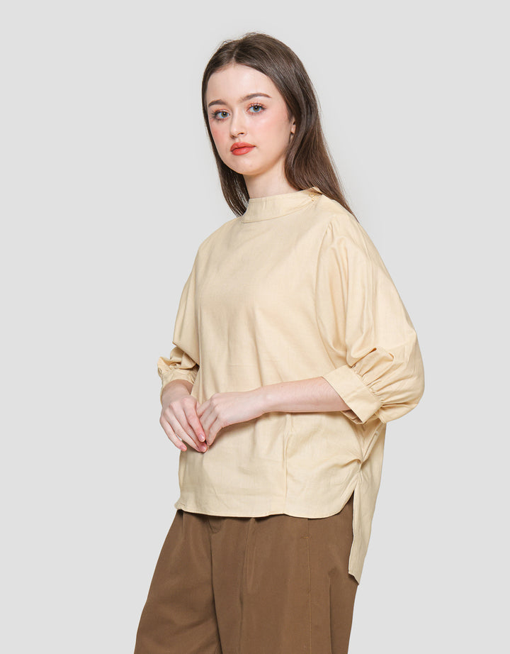 Connexion Batwing Sleeve Blouse Wanita