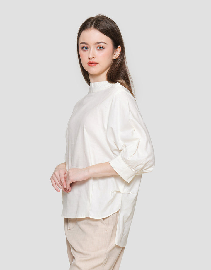 Connexion Batwing Sleeve Blouse Wanita