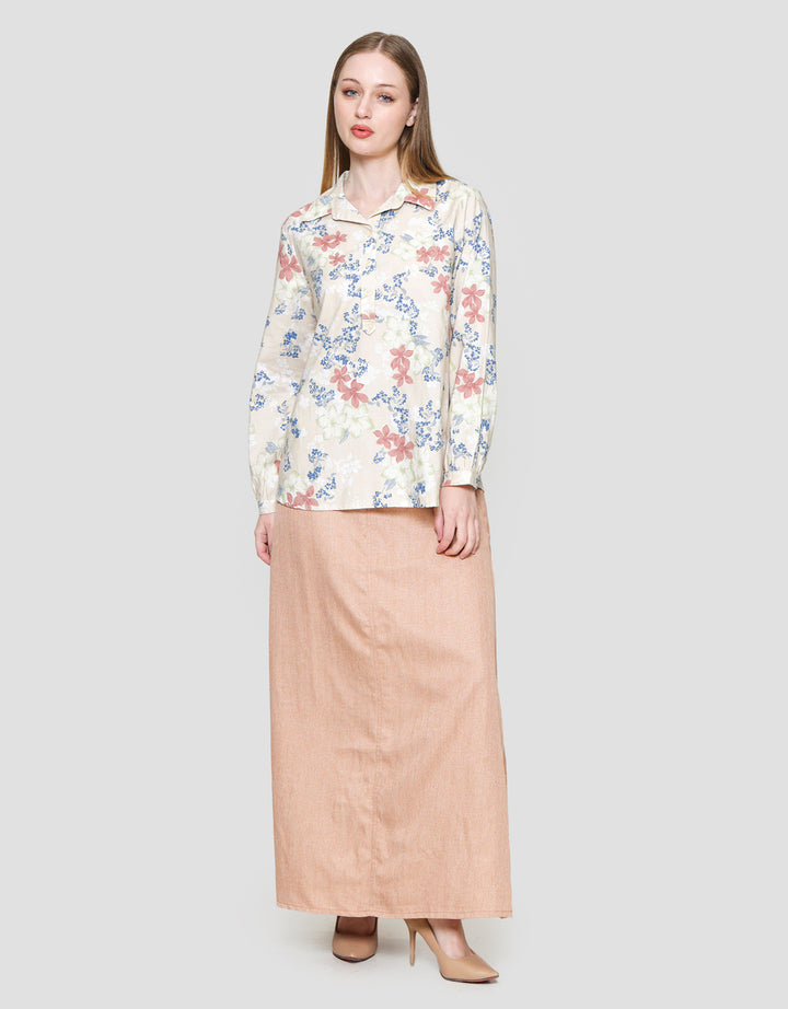 Expand Ineca Blouse Wanita