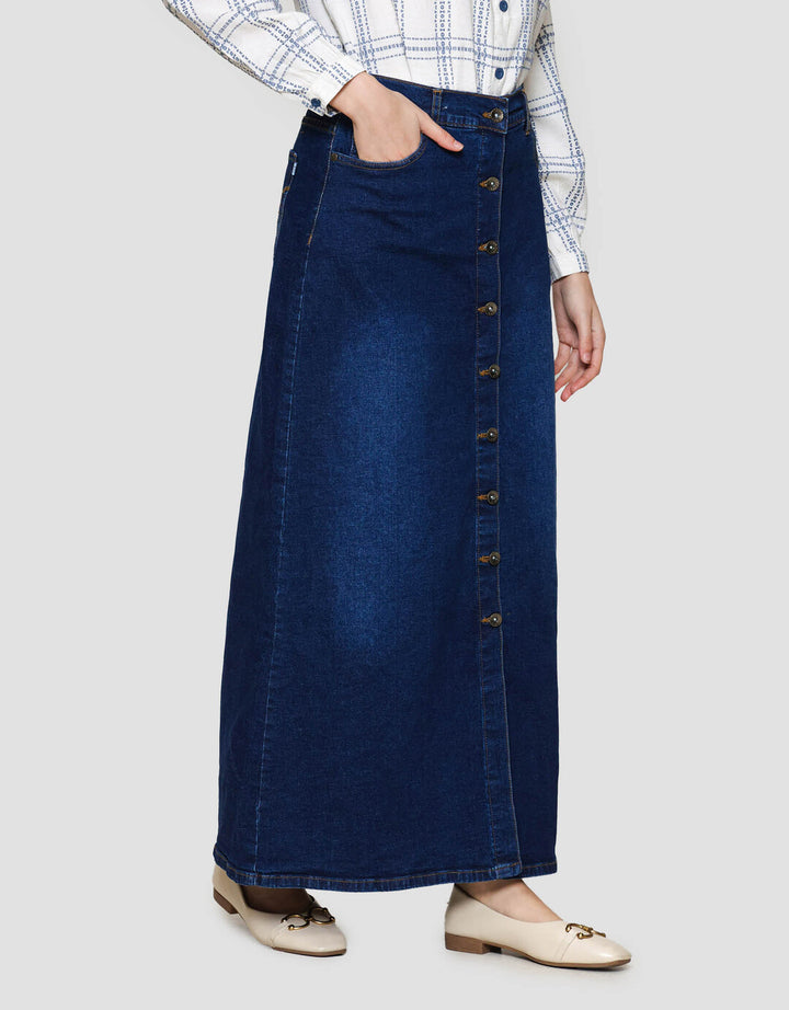 Expand Yumi Rok Wanita