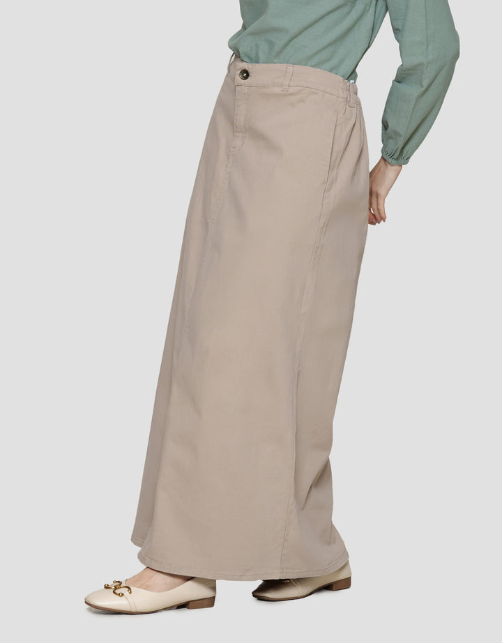 Expand Zileya Rok Wanita