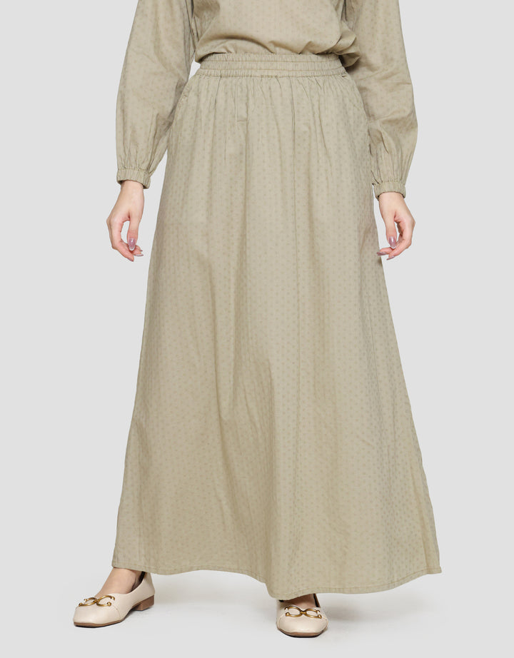 Expand Teseya Rok Wanita